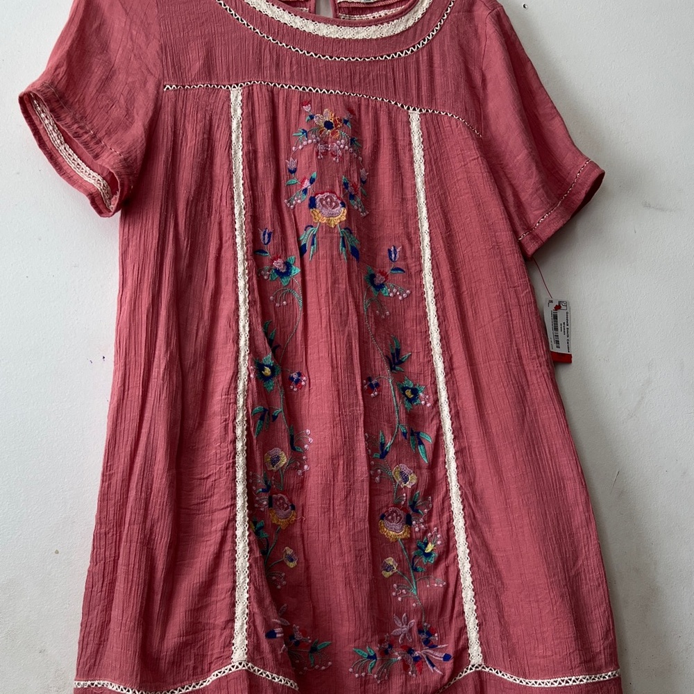 Umgee Pink and Cream Lace Detail Lined Top mini dress size L